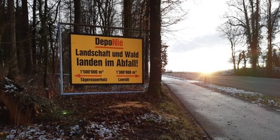 Die ZAV Recycling AG plant in einem Waldstück von Grüningen und Gossau eine grossflächige Deponie.