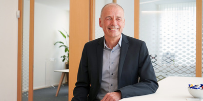 Daniel Brüschweiler hat sein Leben lang in der Bankbranche gearbeitet. Noch bis Ende Oktober leitet er die Raiffeisenbank Schaffhausen. Dann wird er pensioniert und wird sich mehr seinen weiteren Passionen widmen: dem Reisen, dem Sport und der Natur. 