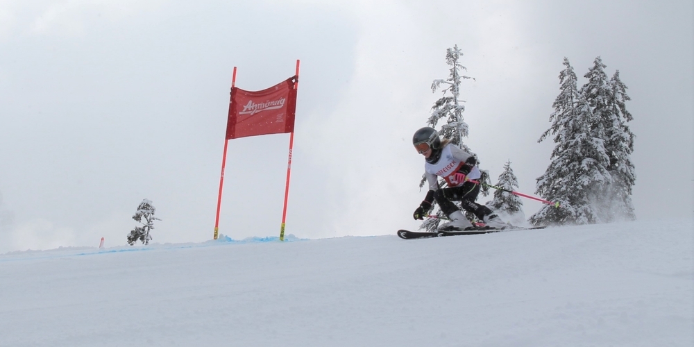 Meline Büsser vom Skiclub Goldingen erreichte in der Kategorie Mädchen U9 den 6. sowie 7. Platz.