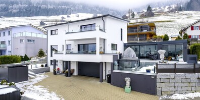 Familienfreundlich und ruhig – das Einfamilienhaus in Amden steht zum Verkauf.