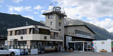 Der Kernausbau des Regionalflughafens Samedan soll mehr als 50 Prozent teurer werden, als in der Abstimmungsbotschaft 2017 in Aussicht gestellt. (Archivbild)
