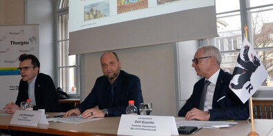 Dominik Diezi, Jürg Röthlisberger und Dölf Biasotto informierten über die Korridorstudie.