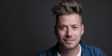 „Feel Good Comedian“ Joël von Mutzenbecher am Samstagabend im Diogenes