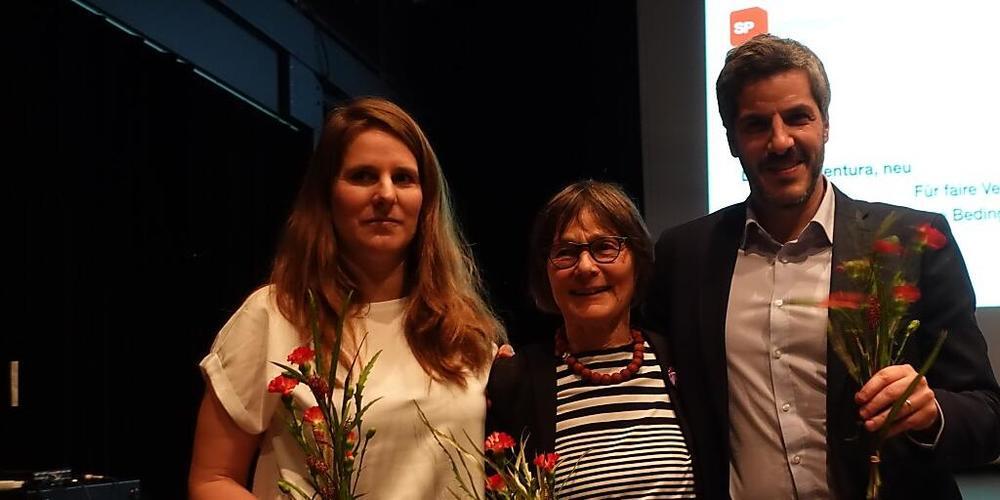 Die SP Kanton Schaffhausen hat Simon Stocker (neu) als Ständeratskandidat in den eidgenössischen Wahlen 2023 nominiert. Für den Nationalrat gehen laut Mitteilung vom Donnerstag Martina Munz (bisher; Mitte) und Linda De Ventura (neu; links) in...