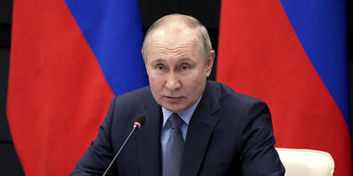 ARCHIV - Zehn Monate nach Beginn seines Krieges gegen die Ukraine sieht Kremlchef Putin Russland trotz der wachsenden Spannungen mit dem Westen auf dem richtigen Kurs. Foto: Russian Presidential Press Offic/Planet Pix via ZUMA Press Wire/dpa - ACH...