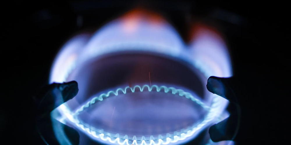 Die Schweiz hat ihren Gasverbrauch auch im November deutlich gedrosselt. Trotz des geringeren Verbrauchs sind allerdings die Kosten wegen der stark gestiegenen Marktpreise explodiert. (Symbolbild)