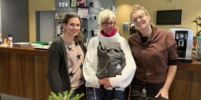 Von links: 	Katrin Schelling, Nicole Riedener und Anna-Lena Hinz ermöglichten den  Contact-Besuchern einen Lichtblick im Alltag. 