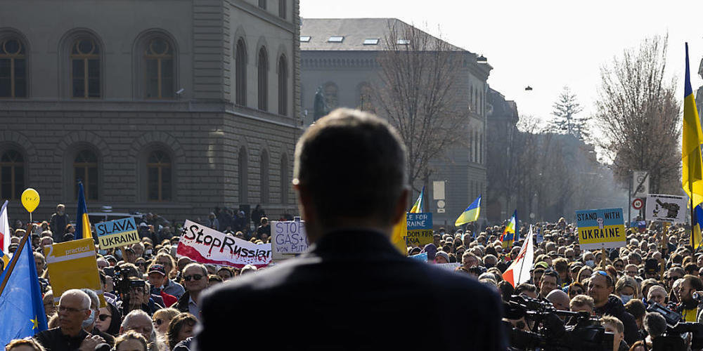 An einer Ukraine-Demo Mitte März in Bern trat auch Bundespräsident Ignazio Cassis auf. (Archiv)