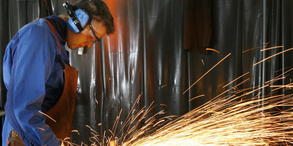 Positive Signale für die Konjunktur kommen derzeit auch von der Metall- und Elektroindustrie. (Archivbild)