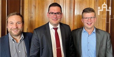 Sie kommen nach Gossau: v. l.  die SVP-Nationalräte Lukas Reimann, David Zuberbühler und Mike Egger.