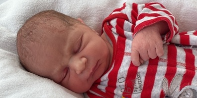 Erion ist das erste Baby, das im neuen Jahr am GZO in Wetzikon geboren wurde.