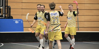 Beim Kantersieg zuhause gegen die UH Red Lions Frauenfeld konnten Flames-Spieler gleich 13-mal jubeln. (Archivbild)