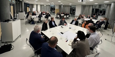 Es diskutierten zahlreiche Teilnehmende an einem hochkarätigen Anlass der FDP des Bezirks Meilen zum Jahresstart am 9. Januar.