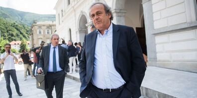 Wer zuletzt lacht, lacht am besten: Kehrt Michel Platini auf die Fussball-Bühne zurück?