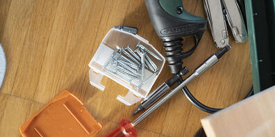 Der Einbrecher entwendete diverses Material, das auf Baustellen gebraucht wird. (Symbolbild)