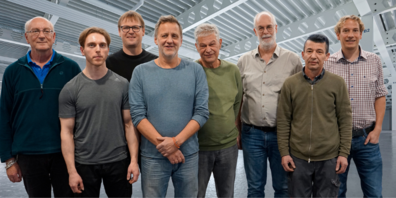 Jubilare_Manser: Bernhard Koller, Lindon Abduli, Thomas Frei, Arno Winkler, Klaus Sonderegger, Romeo Gächter und Methus Junuzi wurden von Geschäfts-führer Michael Manser (von links) für ihre Dienstjubiläen geehrt. Auf dem Bild fehlt Ivo Zeba.