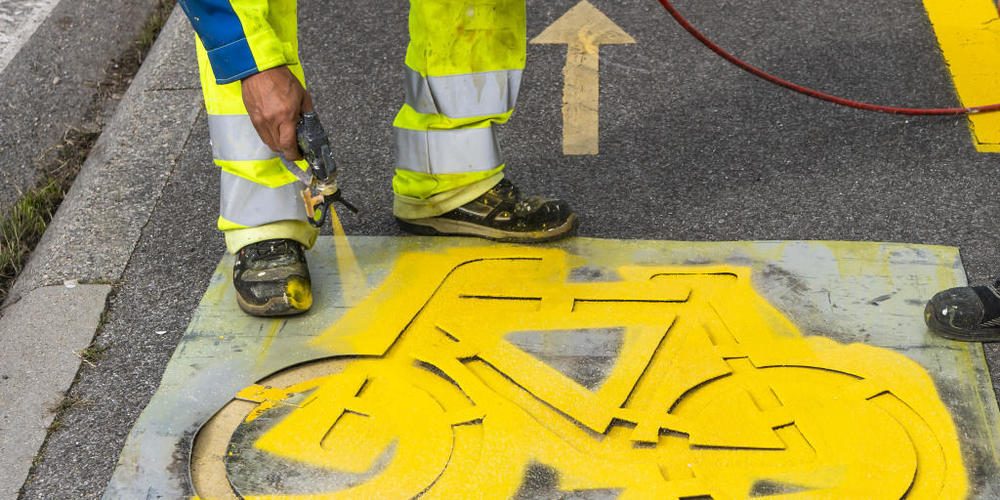 Nach dem Ja zum Veloweggesetz des Bundes muss der Kanton Schwyz eine kantonale Gesetzgebung schaffen. (Symbolbild)