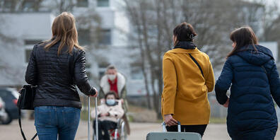 Im Fürstentum Liechteinstein wird Platz für mehr Flüchtende geschaffen. Ab Mai 2023 erhalten 70 Personen ein Zuhause in einer Gewerbehalle in Triesen. (Symbolbild)