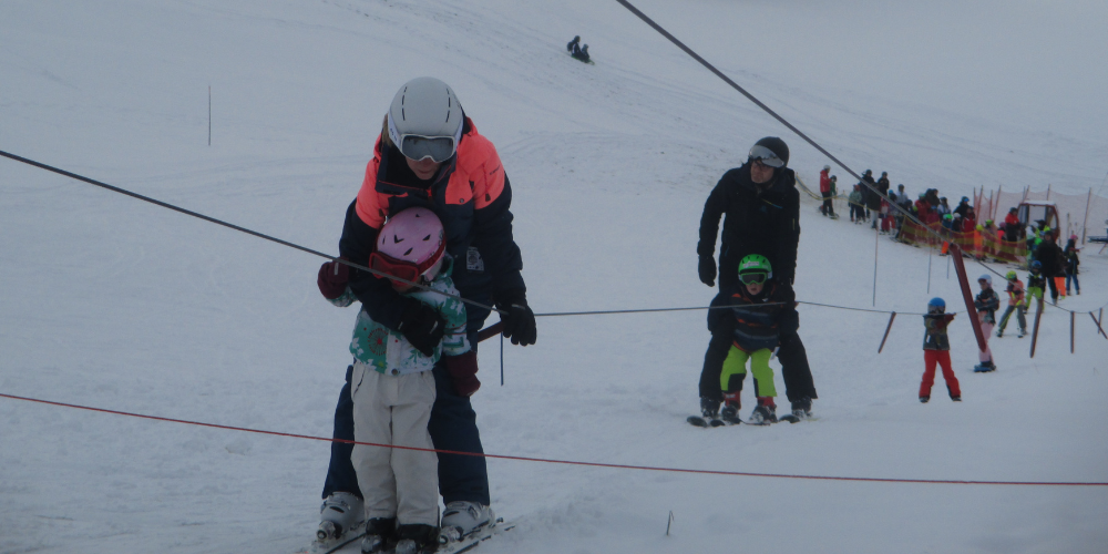 Das einen Kleinskilift aufweisende Schneesportgebiet auf dem Bischofsberg ob Heiden erfreut sich grosser Beliebtheit.