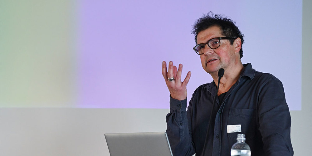 Jürg Marguth erklärt, wieso es wichtig ist psychisch wie physisch fit zu sein, nicht nur auf der Alp.