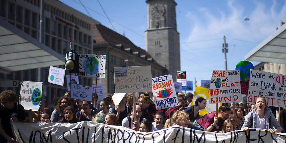 St. Galler Jugendliche am weltweiten Klimastreiktag im Mai 2019 in St. Gallen. (Archivbild)