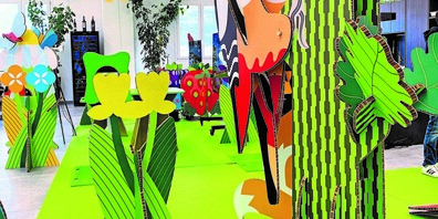 Eine bunte Welt voller Tiere und Pflanzen wartet im Februar auf Besucher:innen des Einkaufs-zentrums Karussell Kreuzlingen.