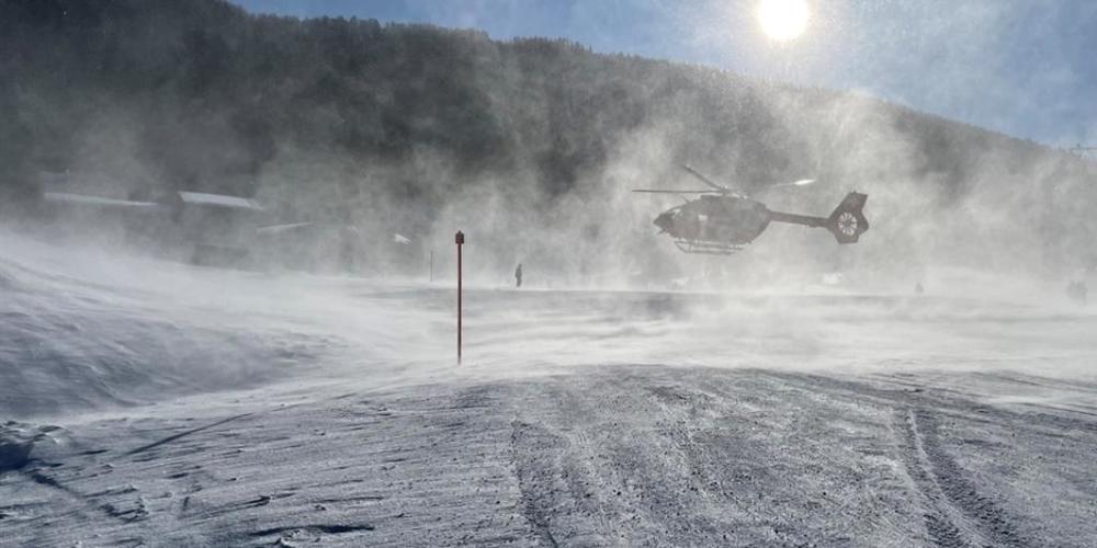 Ein Gleitschirmpilot ist am Samstag in Davos bei einer unsanften Landung mittelschwer verletzt worden.