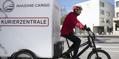 Der Zürcher Gemeinderat will, dass die Stadt das lokale Gewerbe beim Kaufe von E-Lastenbikes finanziell unterstützt. (Symbolbild)