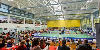 Blick in die "Breiti" Oberuzwil: Das erste von zwei Halbfinalspielen zwischen dem BC Uzwil und Union Tafers-Fribourg endete 4:4.