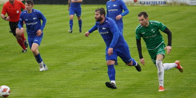 Besart Shoshi (Mitte) hängt nochmals eine Saison an. 