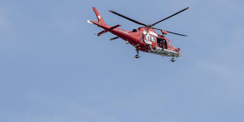 Ein Rettungshelikopter im Einsatz. (Symbolbild)