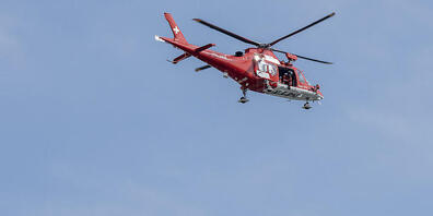 Ein Rettungshelikopter im Einsatz. (Symbolbild)