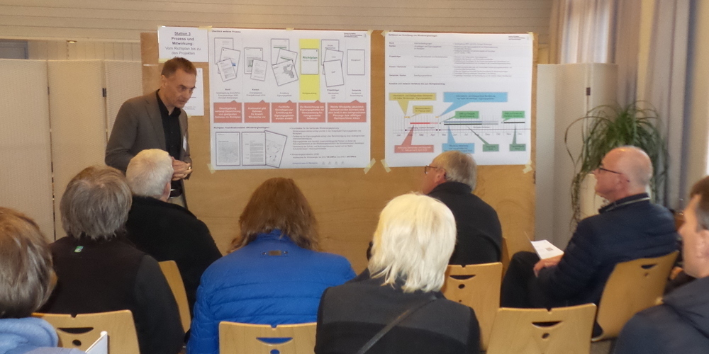 Am Anlass in der Sonne Altstätten konnte man sich über verschiedene Aspekte der Energiegewinnung aus Windkraft informieren lassen.