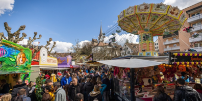 Am Ustermer Frühlingsmarkt gibt's Markstände mit vielfältigem Angebot und ein Rahmenprogramm für Gross und Klein. 