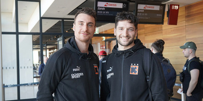 Lukas Herburger und Zoran Marković vor der Abreise nach Schaffhausen. 