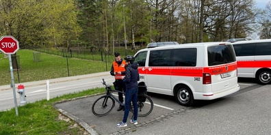 Zweiradkontrolle durch die Kantonspolizei. (Symbolbild)
