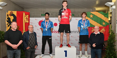 Nach dem Sieg im Doppel setzt sich Numa Ulrich auch im Einzel der Kategorie U19 durch.