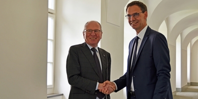 Der St.Galler Regierungspräsident Fredy Fässler (l.) und Vorarlbergs Landeshauptmann Markus Wallner bekräftigen die stärkere Zusammenarbeit.