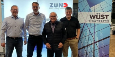 von links: Urs Schneider (OK-Präsident), Oliver Zünd (CEO Zünd Systemtechnik AG), Walter Wüst (Geschäftsführer Wüst Metallbau AG),  Urs Steiger (OK-Mitglied)