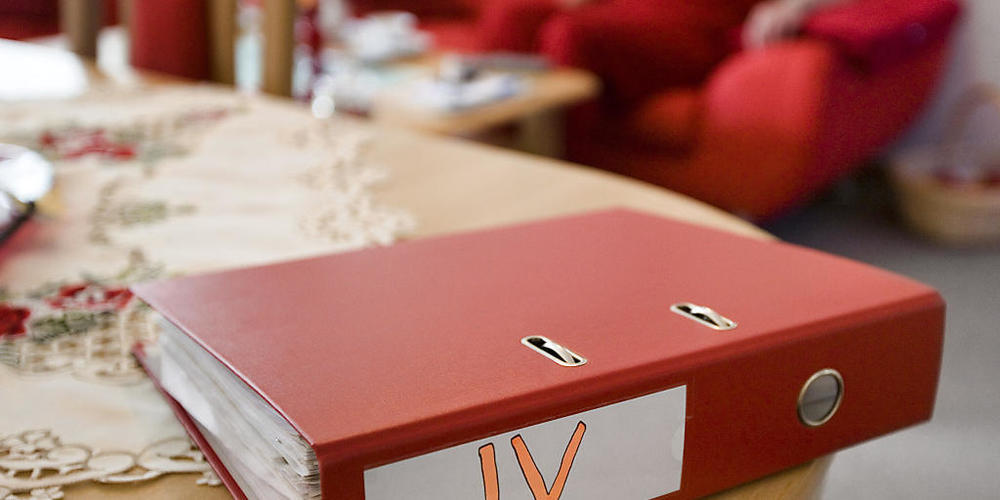 Menschen mit Behinderungen soll es leichter gemacht werden, in den eigenen vier Wänden zu wohnen. (Symbolbild)