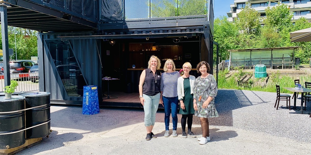 Das RaJoVita Drehscheibe Team v.l.n.r. Franziska Schatt, Susanna Berger, Patricia Schmid, Adriana Bettio