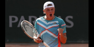 Geschafft: Dominic Stricker gewinnt in Tschechien.