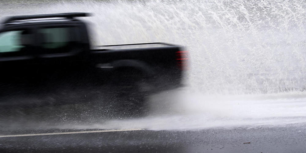 Im Kanton Schwyz regnete es am Sonntag zeitweise sehr stark. (Symbolbild)