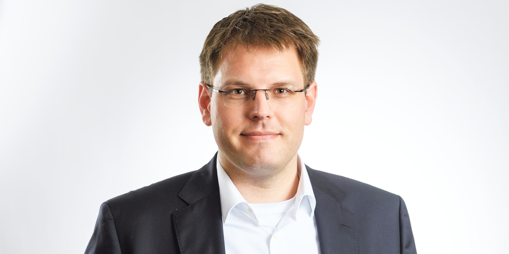 Dr. med. univ. (AT) Sebastian Hechinger und sein Team informieren über das Thema Demenz. 