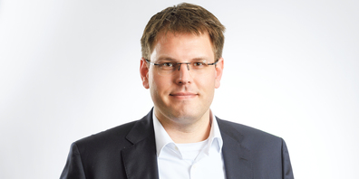 Dr. med. univ. (AT) Sebastian Hechinger und sein Team informieren über das Thema Demenz. 