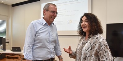 CIR-Vorstandsmitglied Ivo Riedi und CIR-Geschäftsführerin Letizia Wenger zeigten auf, wie der Erfolg des Berufsevents weitere Branchen inspiriert.