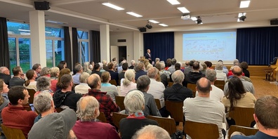Viele kamen zur Informations-Veranstaltung, organisiert vom Dorfverein Grüt.