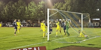 Kristian Nushi erzwingt das 1:3.