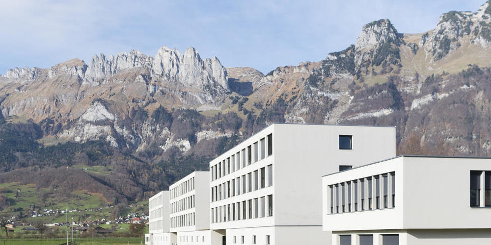 Verurteilte Väter sollen auch während des Strafvollzugs den Kontakt zu ihren Kindern und Familienangehörigen pflegen können. (Archivbild: Strafanstalt Saxerriet in Salez SG)