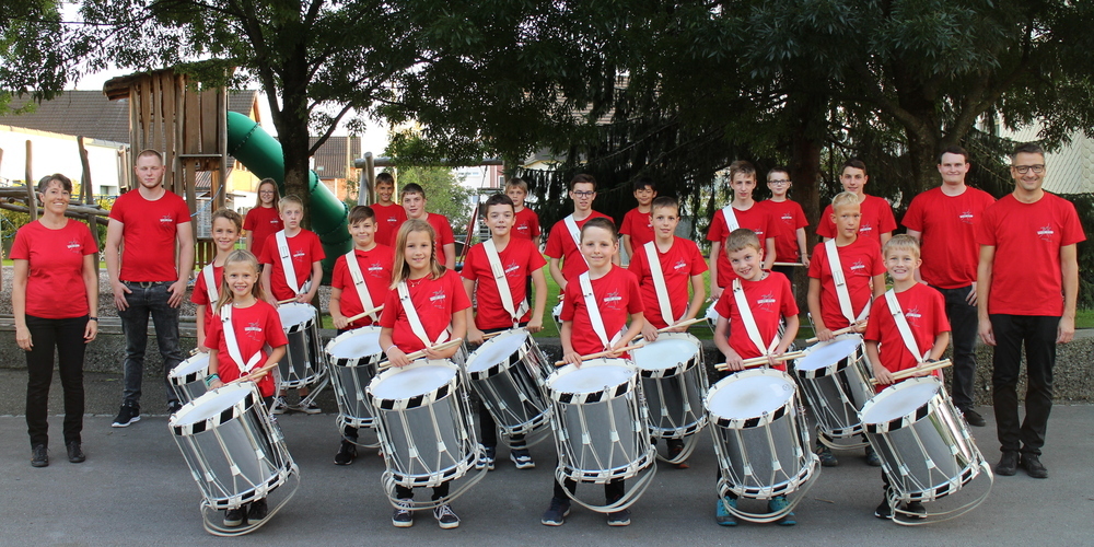 Die jungen Tambouren der Musikgesellschaft Kriessern